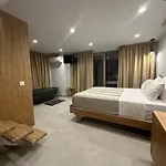 Отель Allure Wellness Retreat