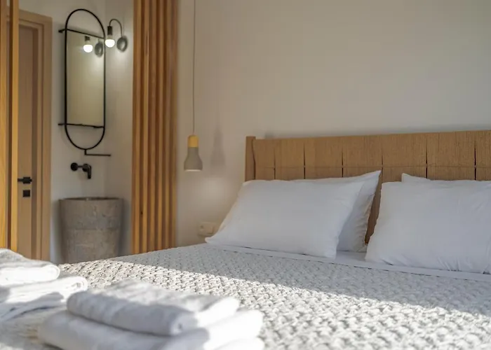 Allure Wellness Retreat Hotel 4*